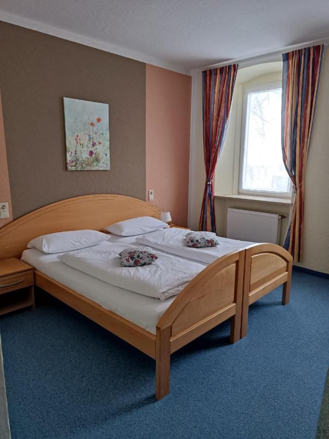Garni Hotel Post Вайссенштадт Екстер'єр фото